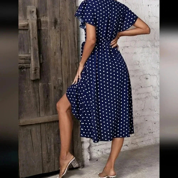 Polka Dot Print Butterfly Sleeve Knot Side Wrap Dress - Picture 4 of 5